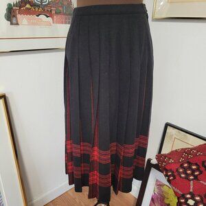 Vintage 70's All Wool Pendleton Menzies Tartan Size 12